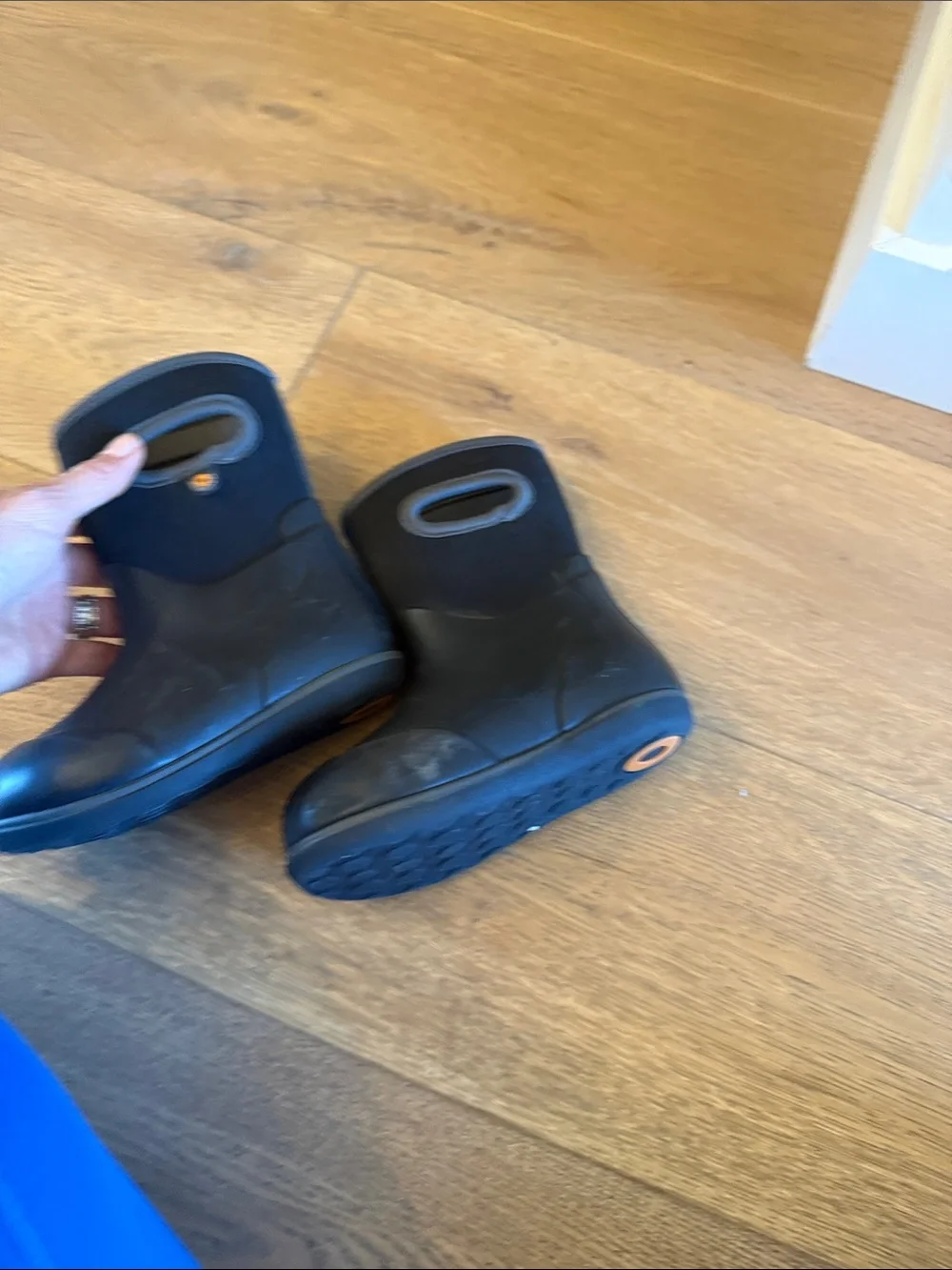 Bogs Kids black Pull-Handle Rain & Snow Boot